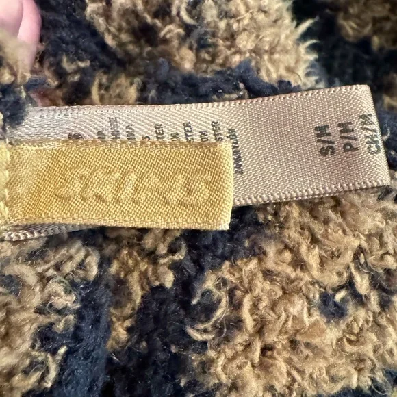 Skims Leopard Pullover. Cozy Fleece. Excellent Condition. Size Medium. - Picture 6 of 6